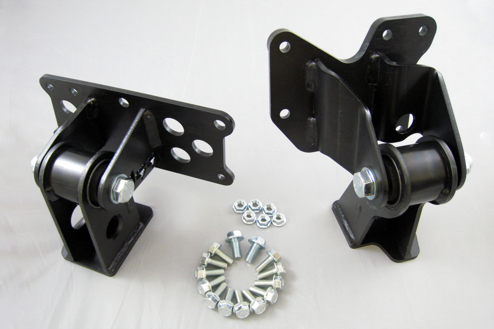 Motorfäste Volvo 240 - 5-6 cyl vitmotor std lutning